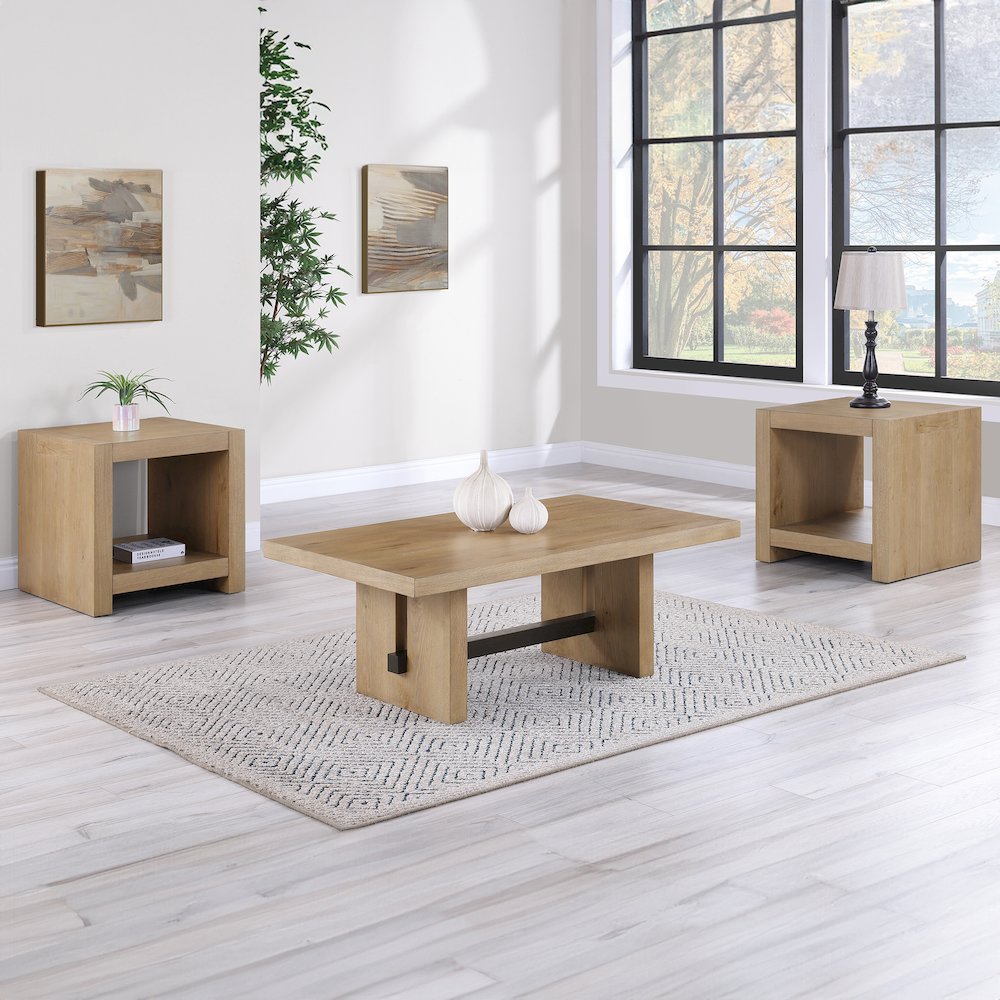 Aubrey End Table, Brown