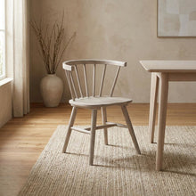 Solid Rubberwood Dining Chair with Curved Back for Dining Room, Tan
