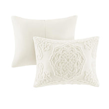 Laetitia Tufted Medallion Coverlet Set, Belen Kox