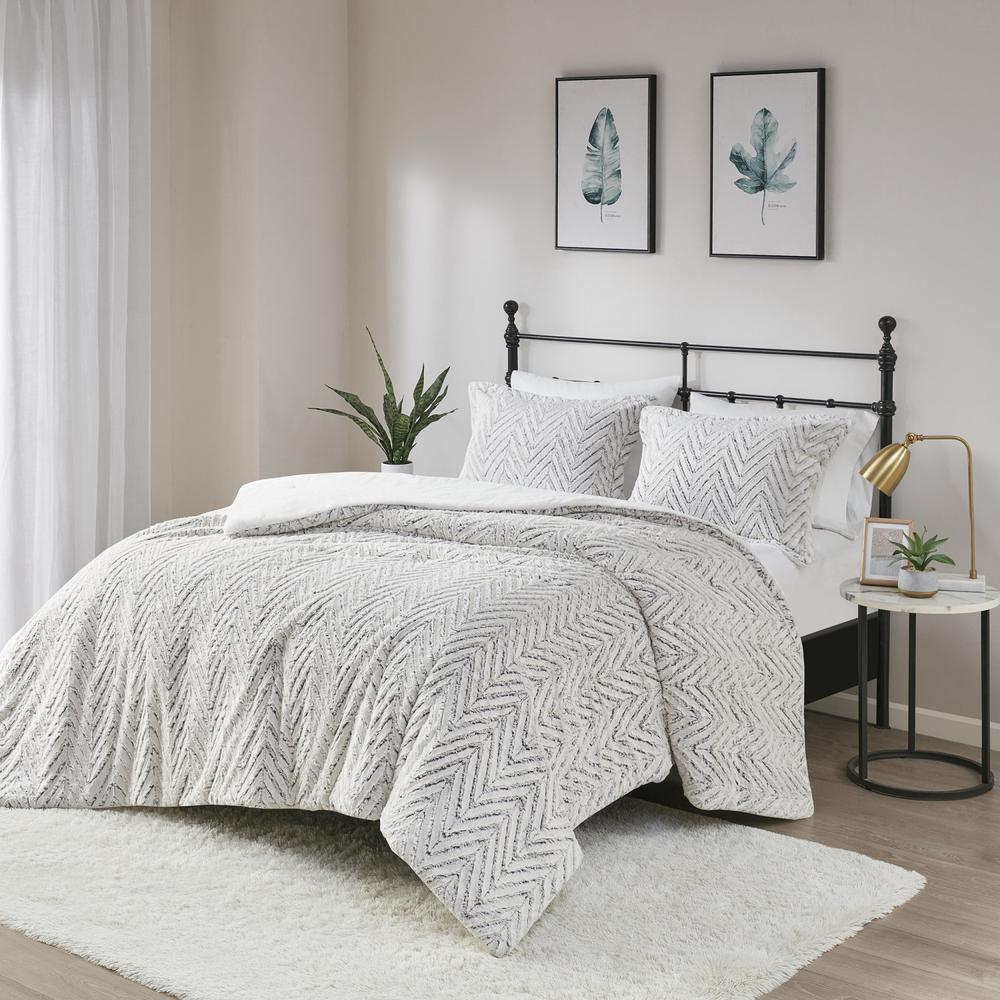 Ultra Plush Down Alternative Comforter Set
