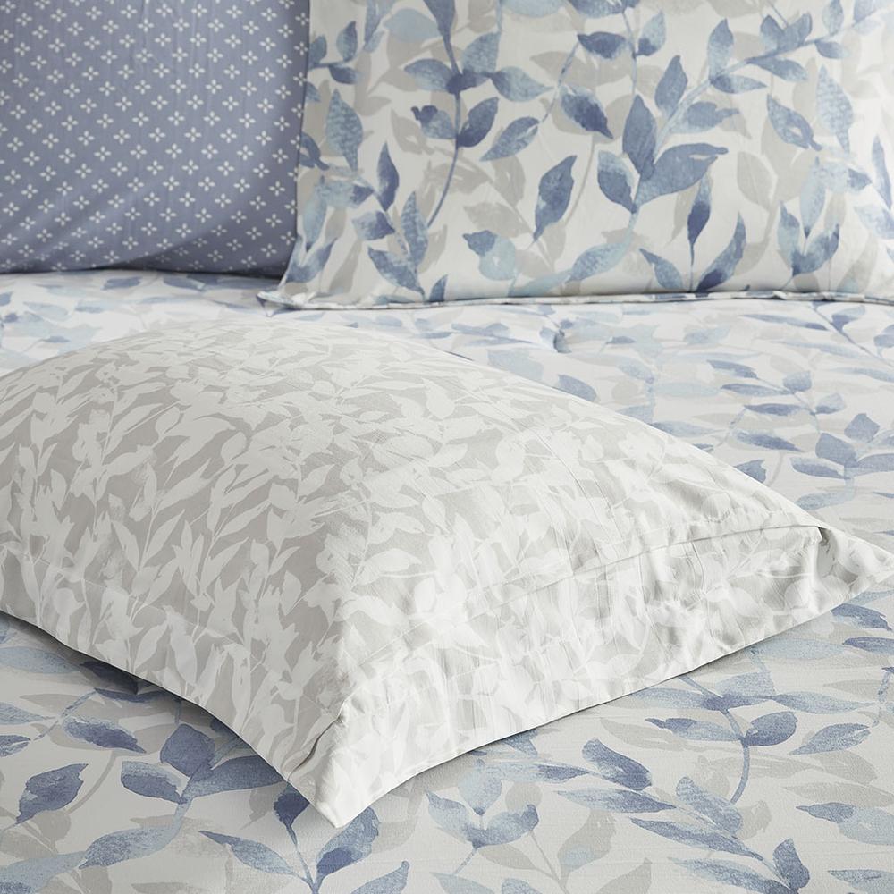 Reversible 8 Piece Comforter Set with Bed Sheets