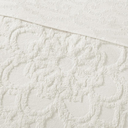 Laetitia Tufted Medallion Coverlet Set, Belen Kox
