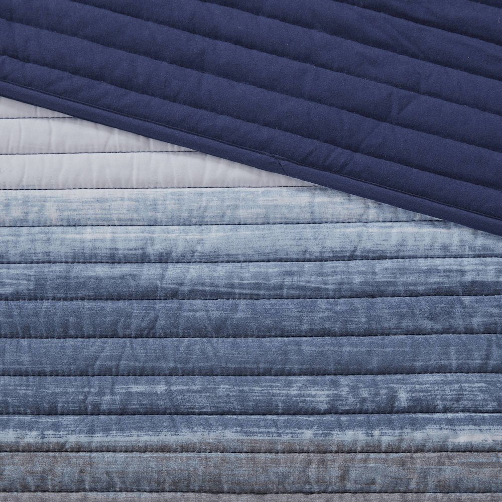 Saben 6 Piece Quilt Set with Cotton Bed Sheets, Navy color