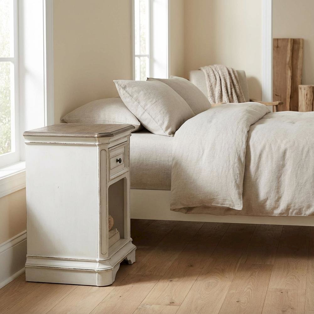 Antique White Nightstand with Single Drawer and Elegant Finish