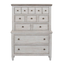 Heartland King Panel Bed, Dresser & Mirror, Chest
