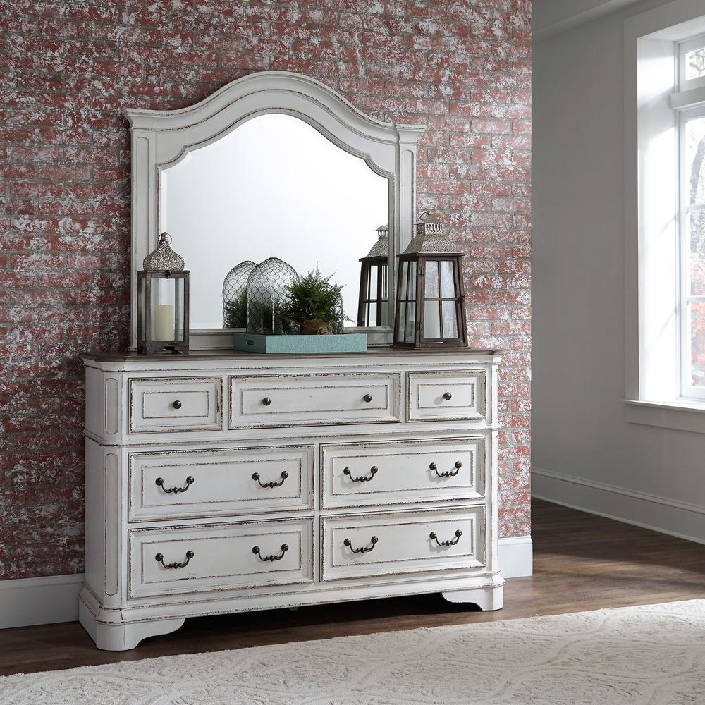 Magnolia Manor 7 Drawer Dresser in Antique White