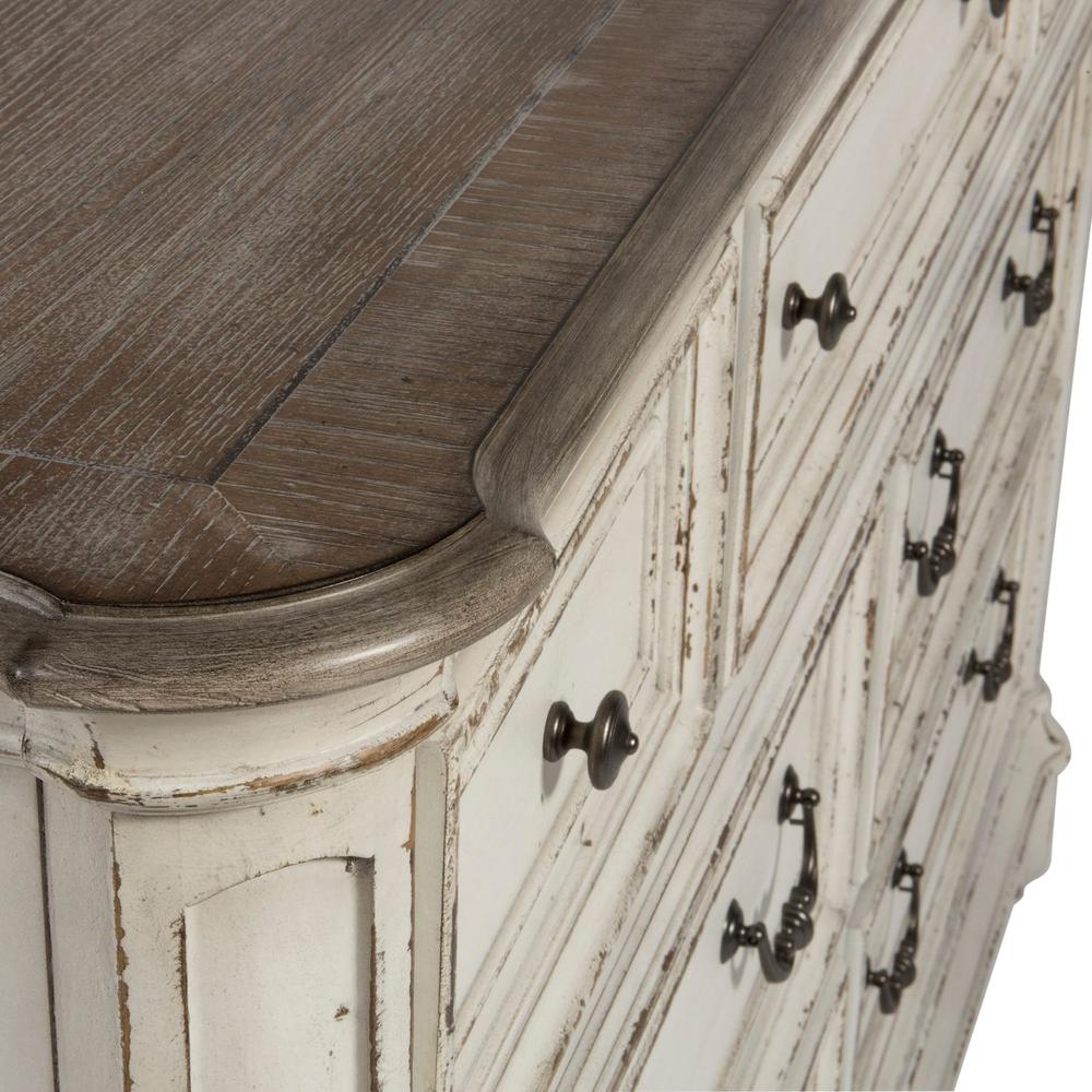 Magnolia Manor 7 Drawer Dresser in Antique White