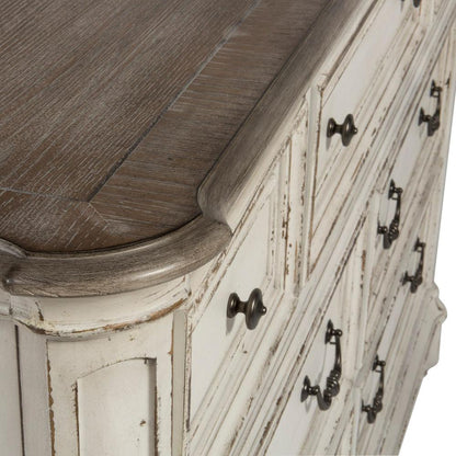 Magnolia Manor 7 Drawer Dresser in Antique White