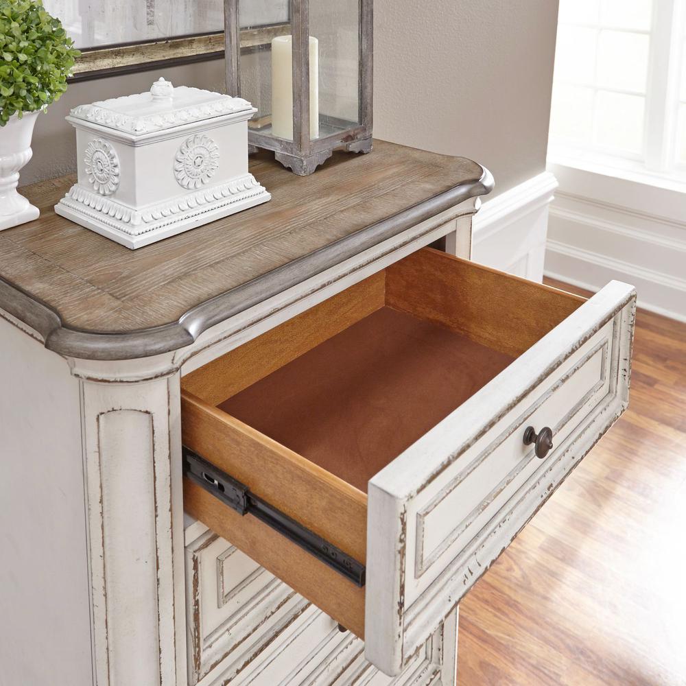 Magnolia Manor Lingerie Chest in Antique White