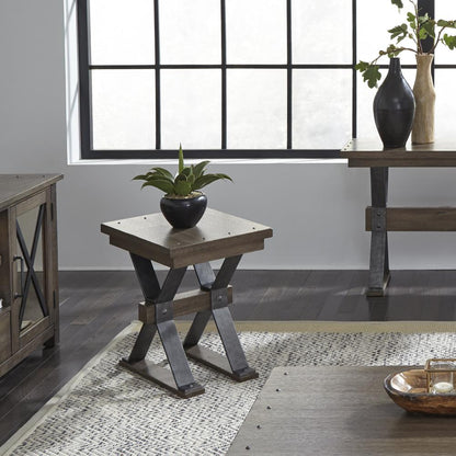 Sonoma Road Chair Side Table in Weathered Beaten Bark
