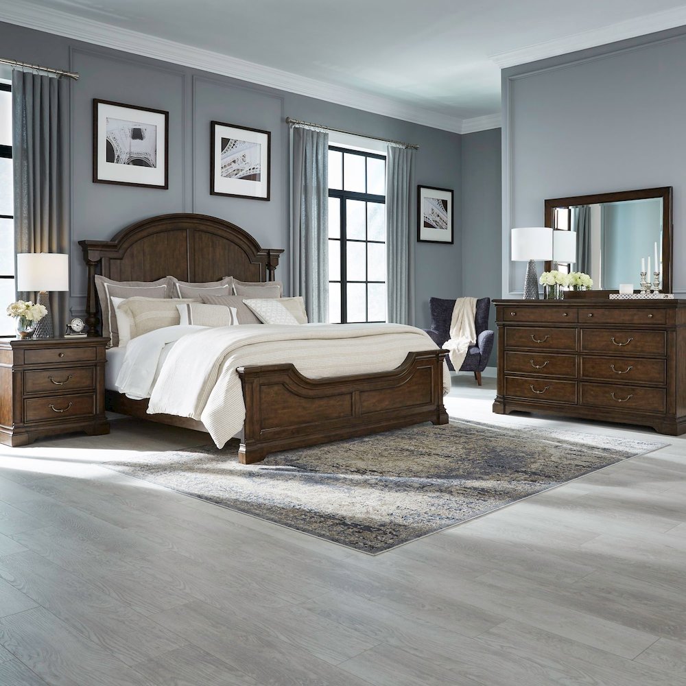 Bedroom Set - King Poster Bed, Dresser & Mirror, Charging Nightstand