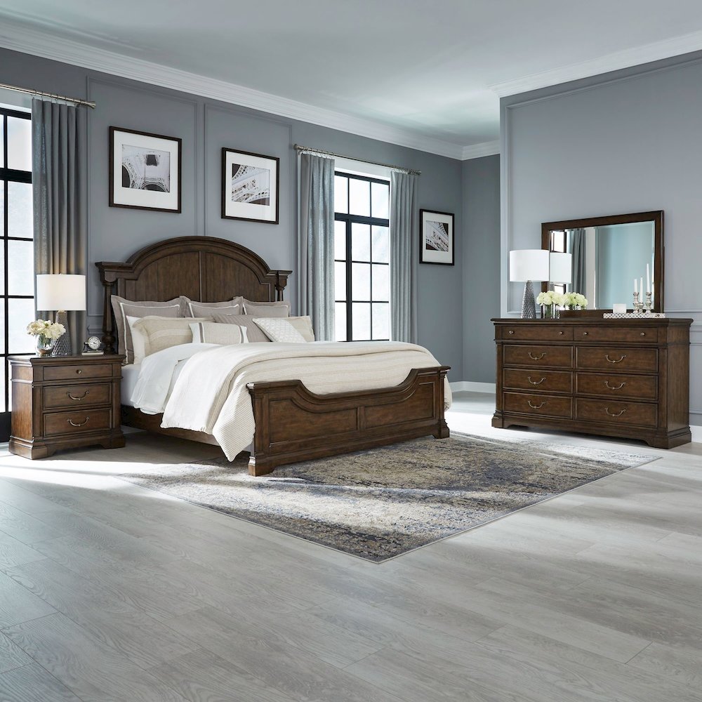 Bedroom Set - Queen Poster Bed, Dresser & Mirror, Charging Nightstand