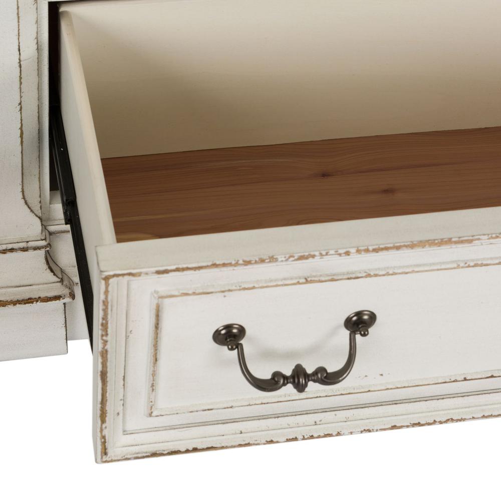 Abbey Park 7 Drawer Dresser in Antique White