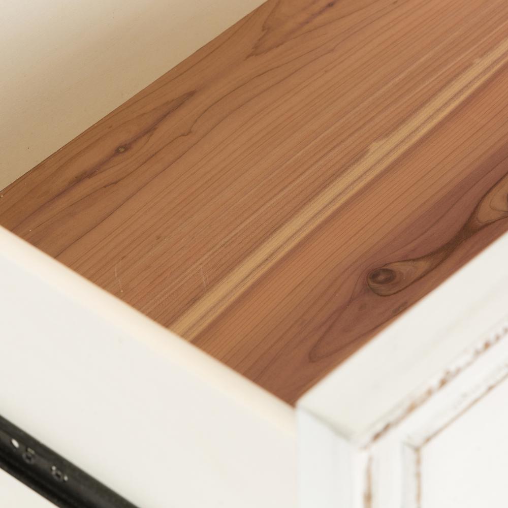 Abbey Park 5 Drawer Chest in Antique White