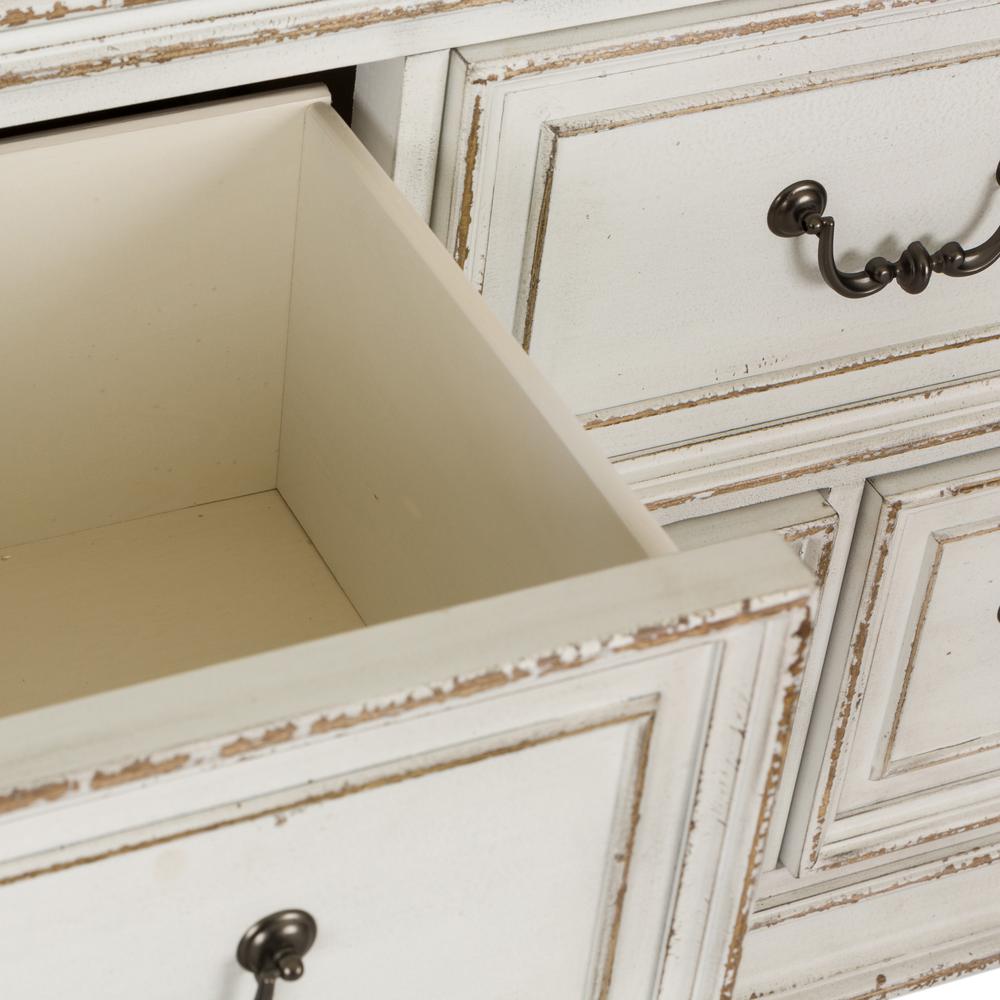 Abbey Park Dresser & Mirror in Antique White