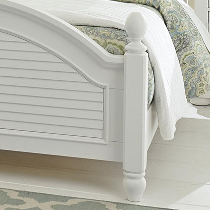 Summer House I King Poster Bed in Oyster White