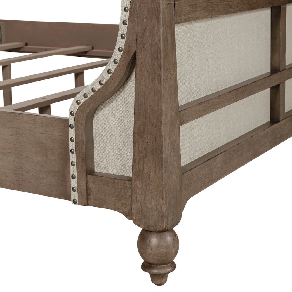 Americana Farmhouse Queen Shelter Bed in Dusty Taupe