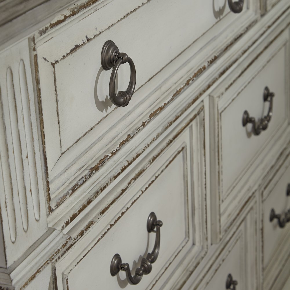 King California Panel Bed, Dresser & Mirror, Chest