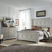 King California Panel Bed, Dresser & Mirror