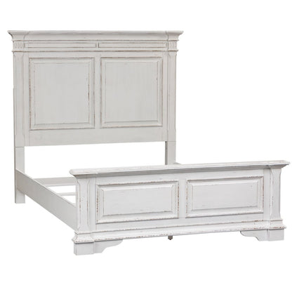 Abbey Park Queen Panel Bed, Dresser & Mirror