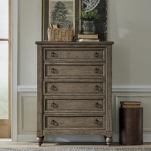 Americana Farmhouse 5 Drawer Chest in Dusty Taupe