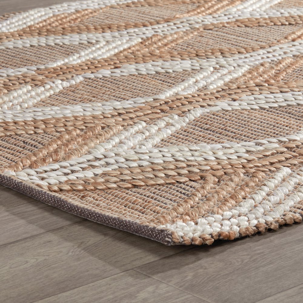 Manitou 2.6'x8' Natural  Jute Blend Ivory Hand Woven Accent Rug