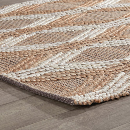 Manitou 2.6'x8' Natural  Jute Blend Ivory Hand Woven Accent Rug