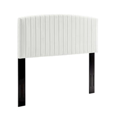 Alessi Performance Velvet Queen Platform Bed