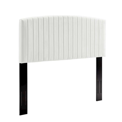 Alessi Performance Velvet Queen Platform Bed