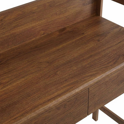 Office Desk with Modern Design and Durable Construction