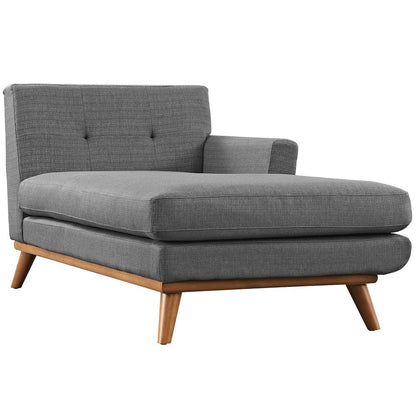 Engage Right-Facing Sectional Sofa