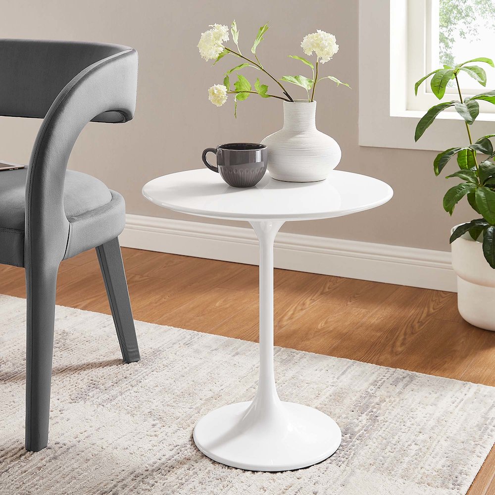 Lippa 20" Round Wood Side Table