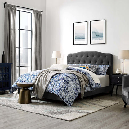 Amelia Upholstered Fabric Full Bed