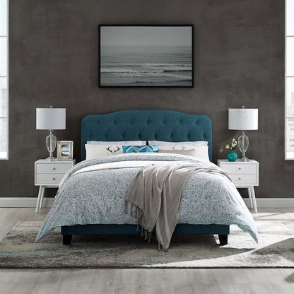 Amelia Upholstered Fabric Queen Bed