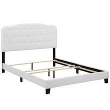 Amelia Upholstered Fabric Queen Bed