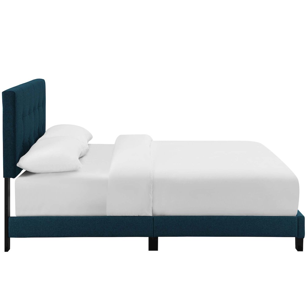 Amira Upholstered Fabric Full Bed