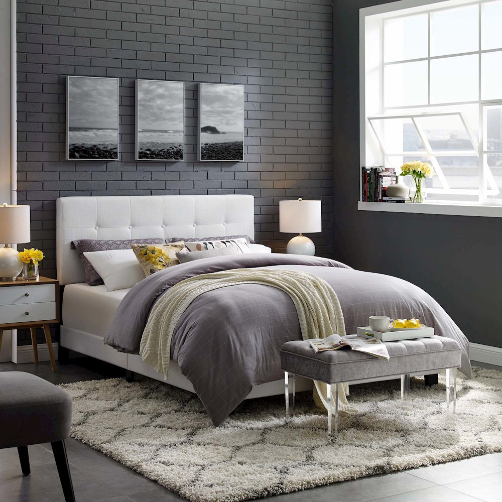 Amira Upholstered Fabric Full Bed