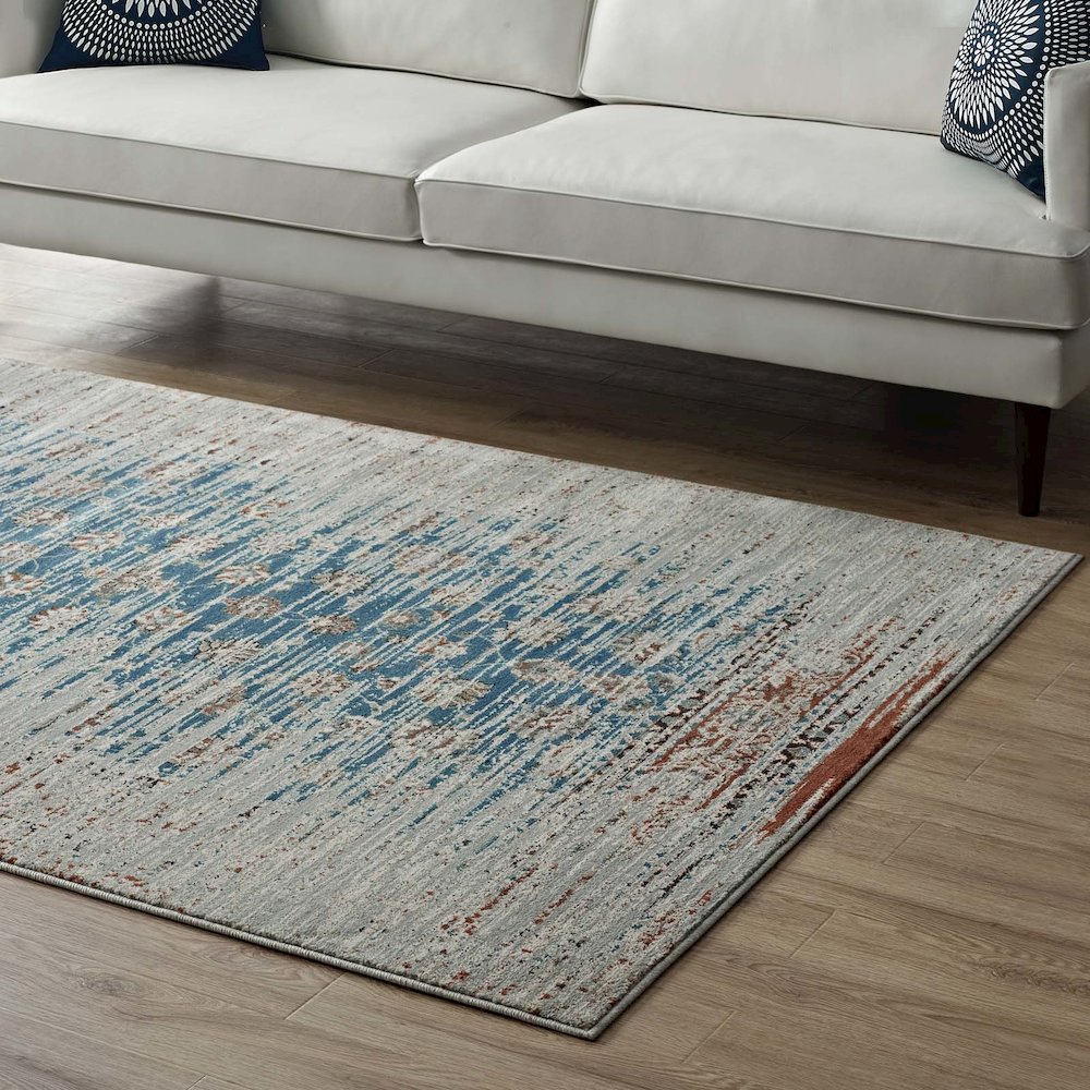 Hesper Distressed Contemporary Floral Lattice 8x10 Area Rug