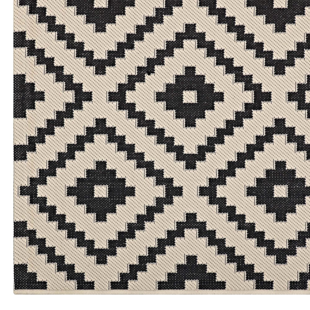 Perplex Geometric Diamond Trellis Indoor and Outdoor 8x10 Area Rug