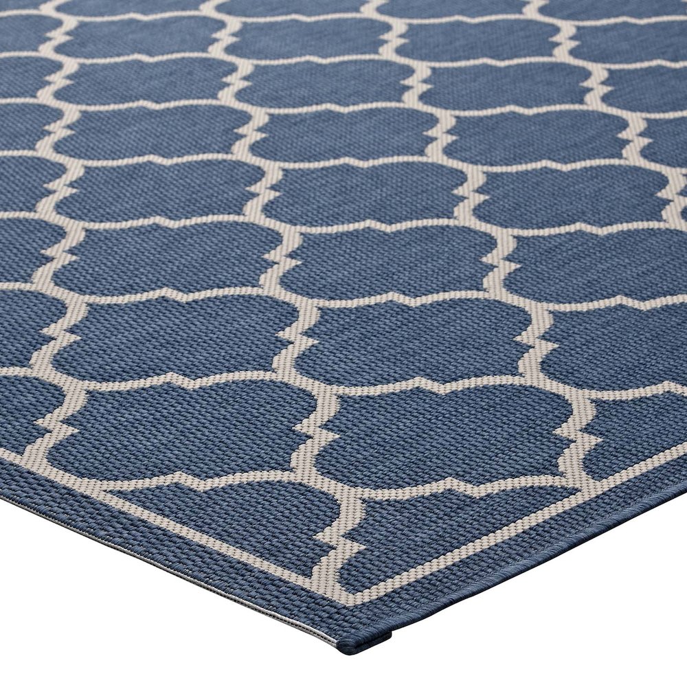Avena Moroccan Quatrefoil Trellis Indoor and Outdoor 5x8 Area Rug