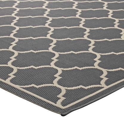 Avena Moroccan Quatrefoil Trellis Indoor and Outdoor 5x8 Area Rug