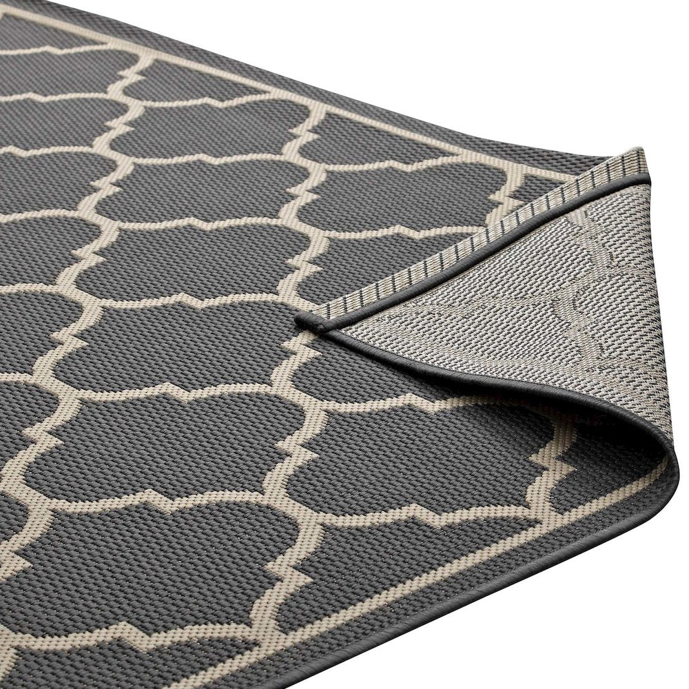 Avena Moroccan Quatrefoil Trellis Indoor and Outdoor 8x10 Area Rug