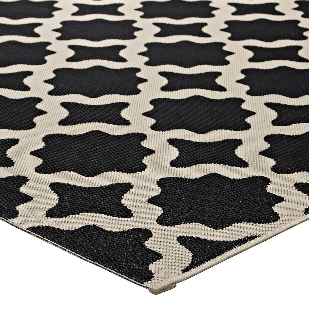 Cerelia Moroccan Trellis Indoor and Outdoor 4x6 Area Rug