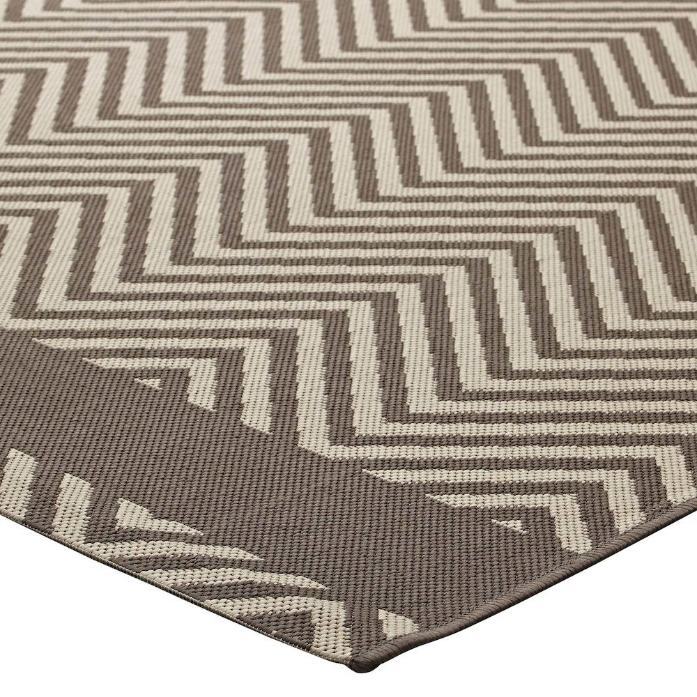Optica Chevron With End Borders Indoor and Outdoor 5x8 Area Rug