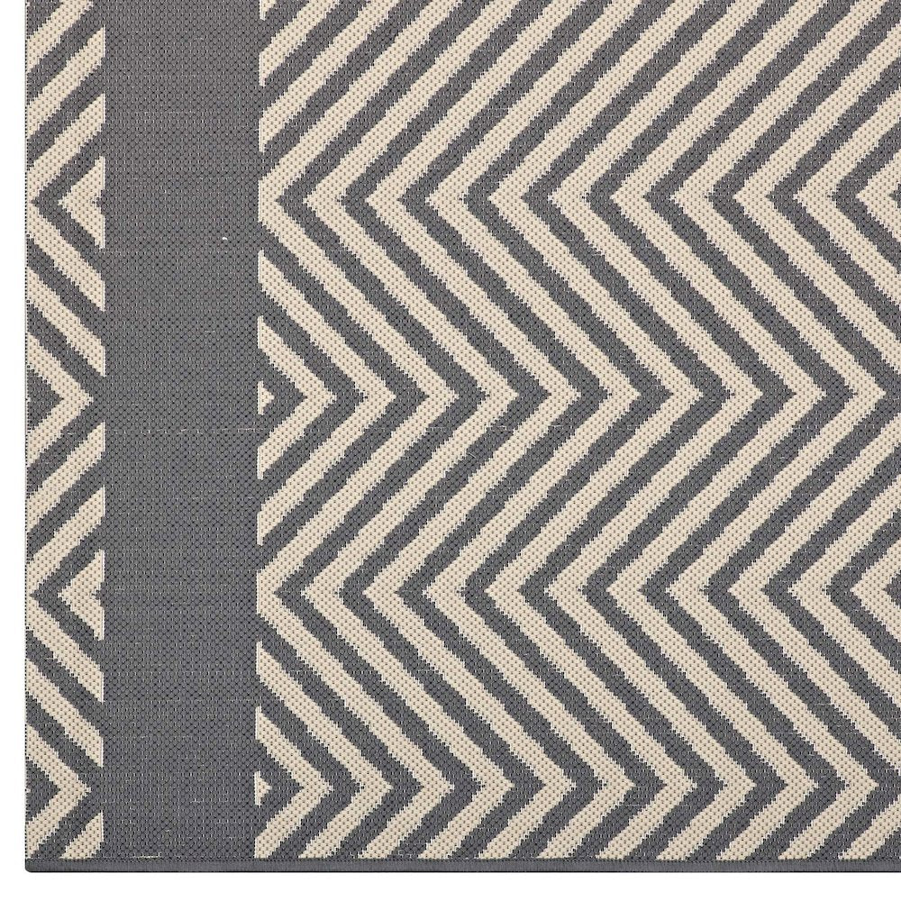 Optica Chevron With End Borders Indoor and Outdoor 5x8 Area Rug