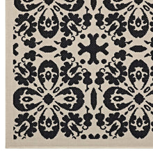 Ariana Vintage Floral Trellis Indoor and Outdoor 5x8 Area Rug