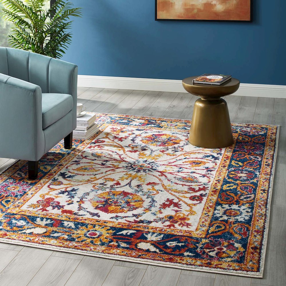 Entourage Samira Distressed Vintage Floral Vintage Medallion 5x8 Area Rug