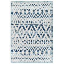 Tamako Diamond and Chevron Moroccan Trellis 5x8 Indoor / Outdoor Area Rug