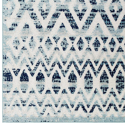 Tamako Diamond and Chevron Moroccan Trellis 5x8 Indoor / Outdoor Area Rug