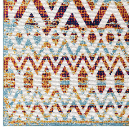 Tamako Diamond and Chevron Moroccan Trellis 5x8 Indoor / Outdoor Area Rug